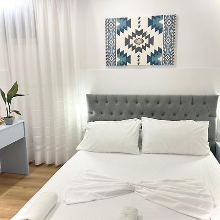 Tirana Square Hotel מראה חיצוני תמונה