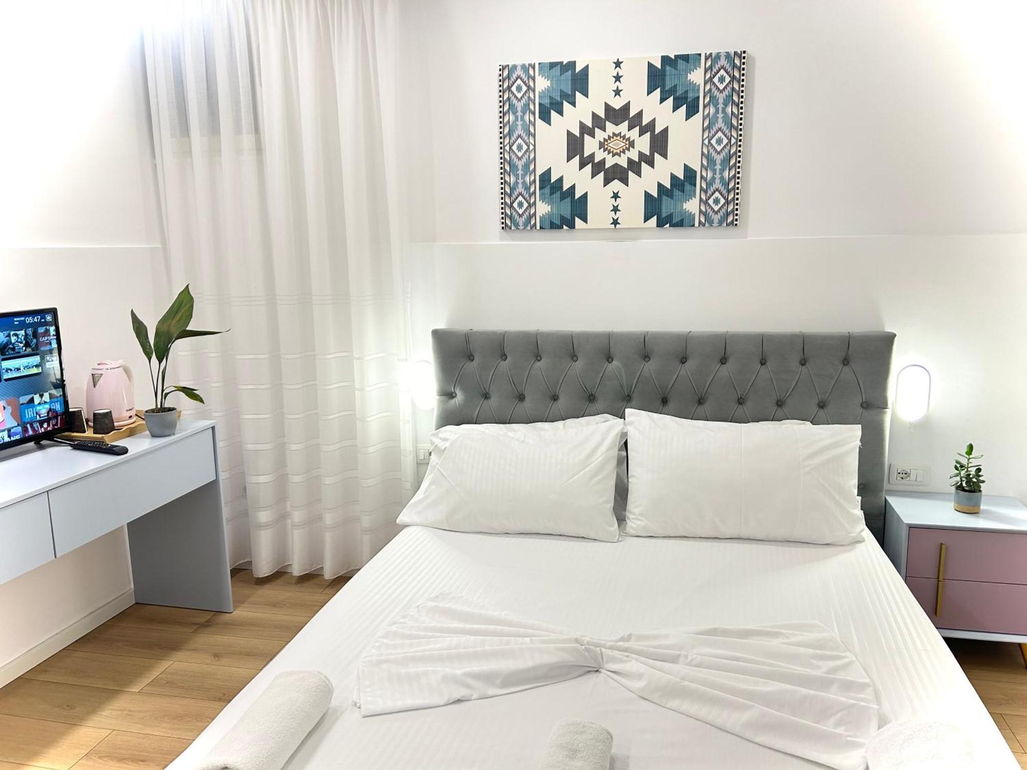 Tirana Square Hotel מראה חיצוני תמונה