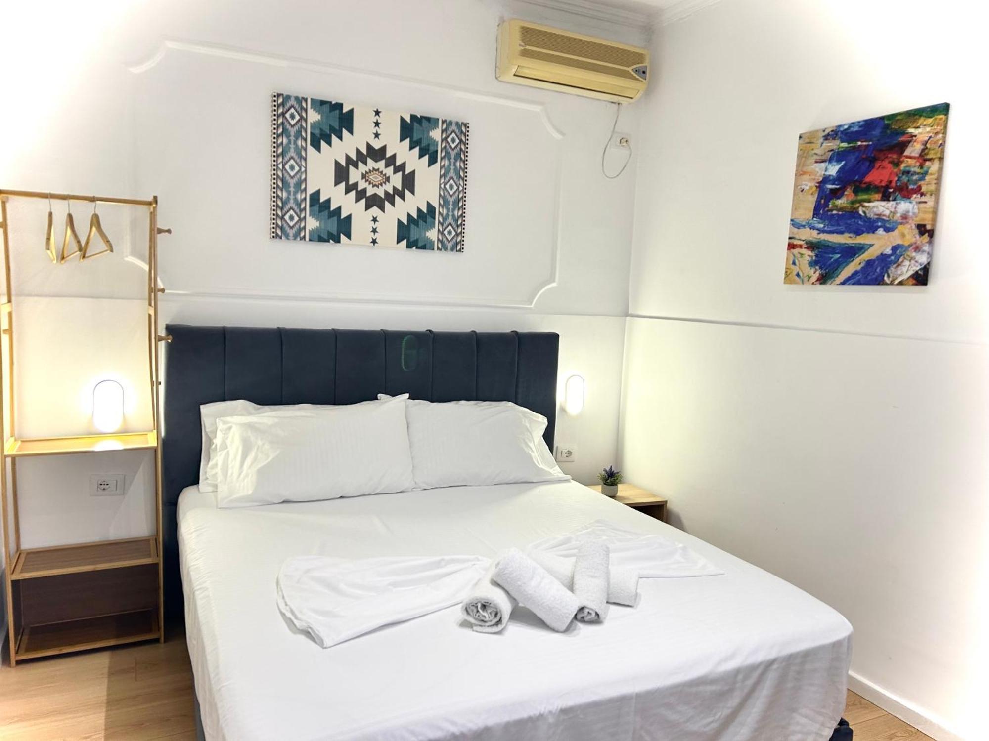 Tirana Square Hotel מראה חיצוני תמונה