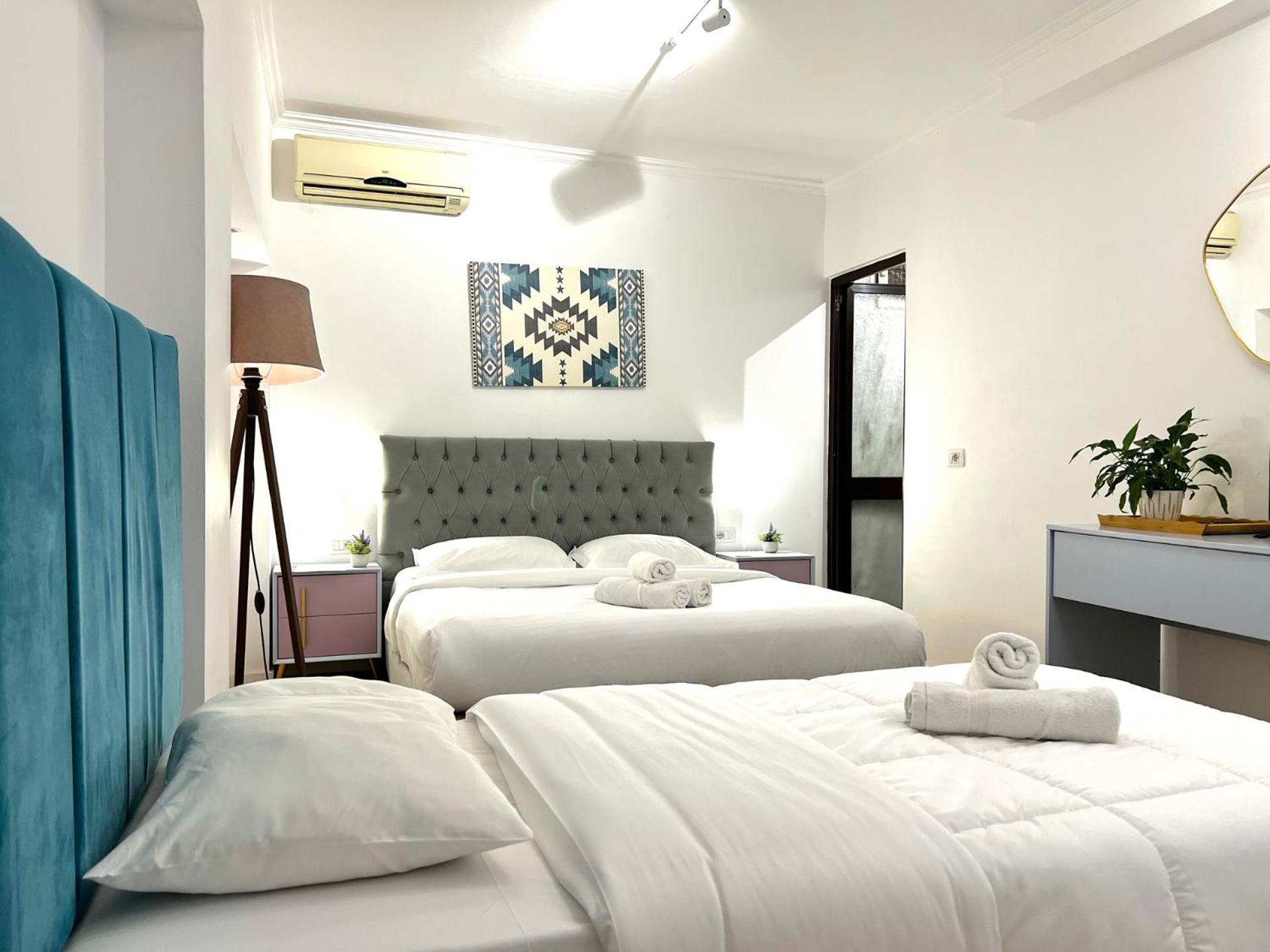 Tirana Square Hotel מראה חיצוני תמונה