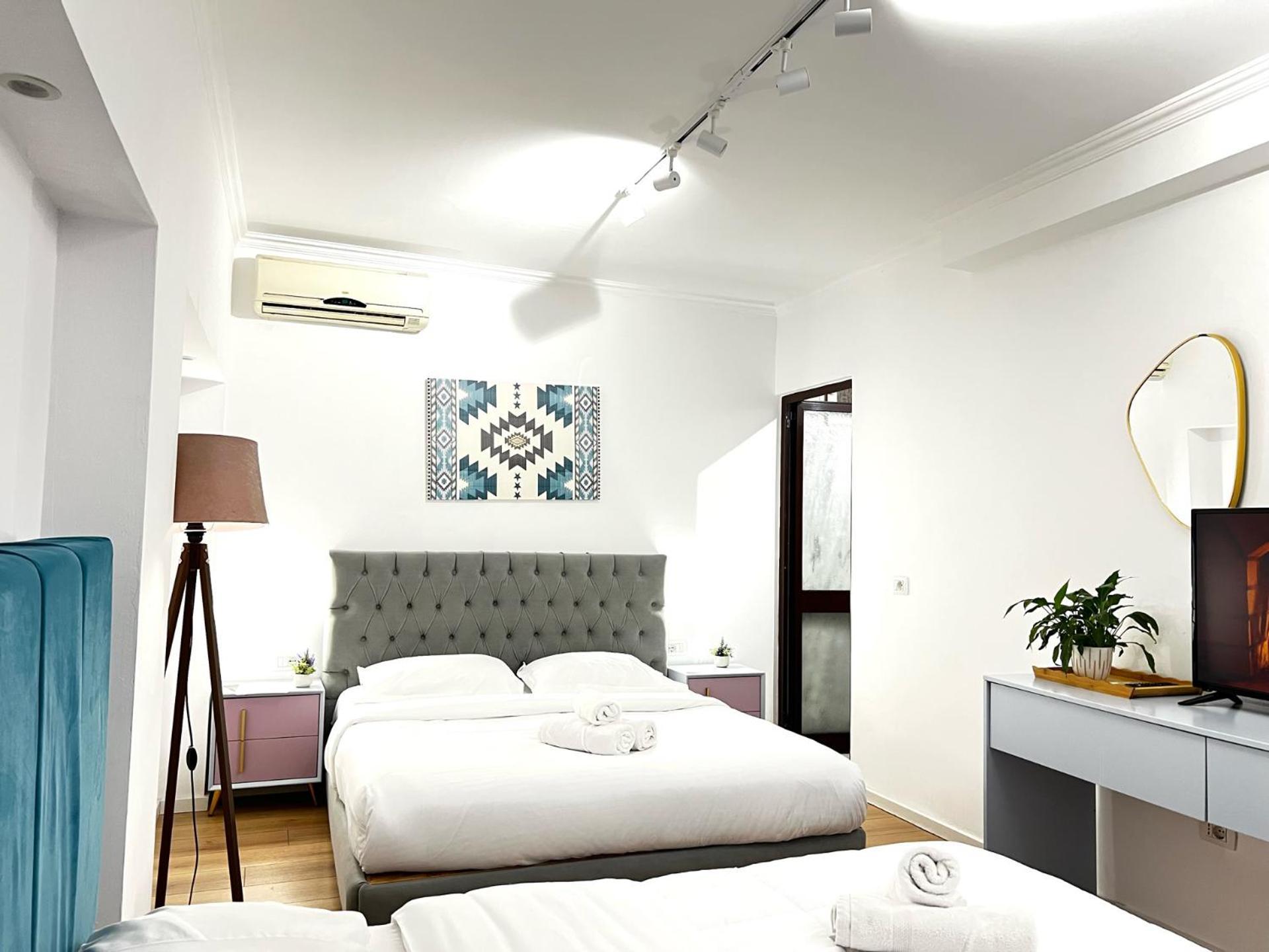 Tirana Square Hotel מראה חיצוני תמונה