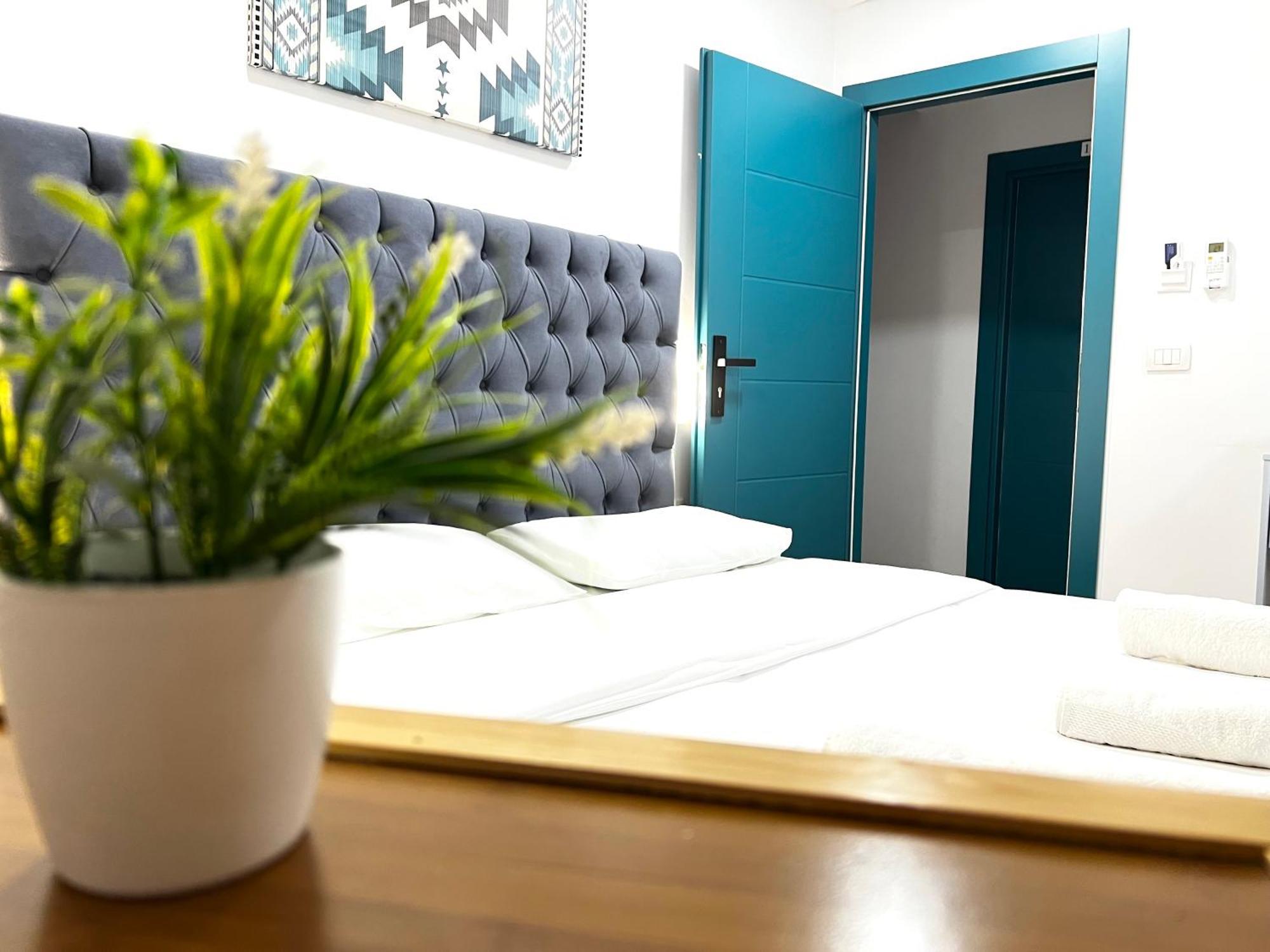 Tirana Square Hotel מראה חיצוני תמונה